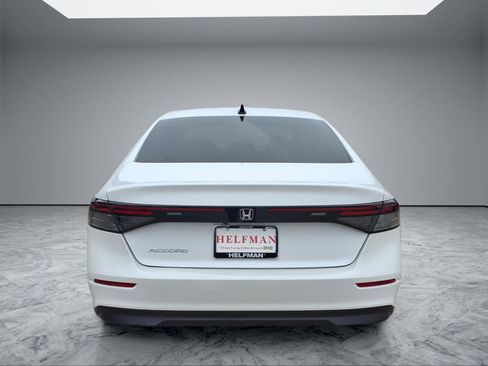 Used 2025 Honda Accord SE image 6