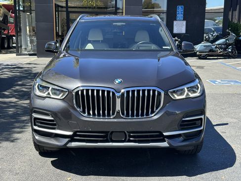 Used 2022 BMW X5 xDrive40i w/ Executive Package AWD/4WD image 5