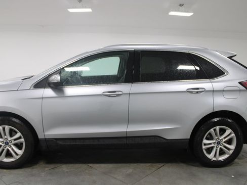 Used 2020 Ford Edge SEL w/ Convenience Package FWD image 6