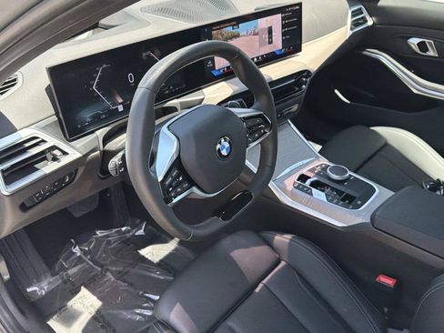 Used 2025 BMW 330i Sedan RWD image 32