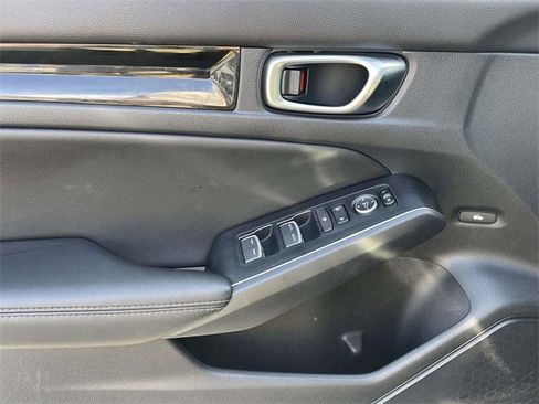 Used 2022 Honda Civic Touring image 26