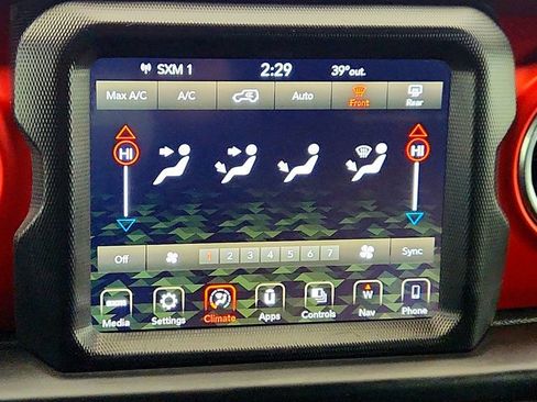 Used 2020 Jeep Wrangler Unlimited Rubicon w/ Uconnect 4C Nav & Sound Group image 20