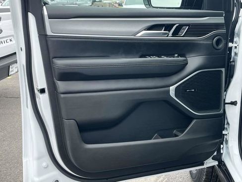 New 2026 Jeep Grand Wagoneer L Limited image 11