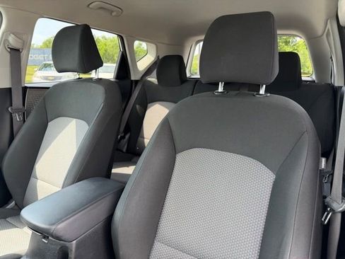 Used 2022 Kia Soul LX w/ Technology Package FWD image 14