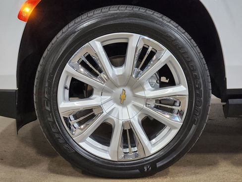 Used 2021 Chevrolet Tahoe High Country image 29