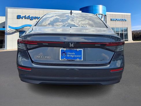 Used 2023 Honda Accord EX image 5