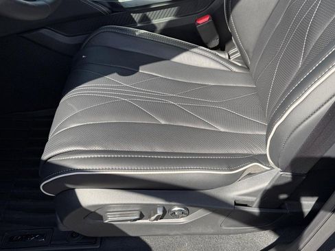 Certified 2025 Acura MDX w/ Advance Package image 12