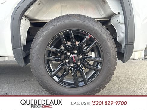 Used 2023 GMC Sierra 1500 Elevation image 3