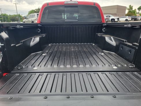 Certified 2023 Toyota Tacoma SR5 AWD/4WD image 24