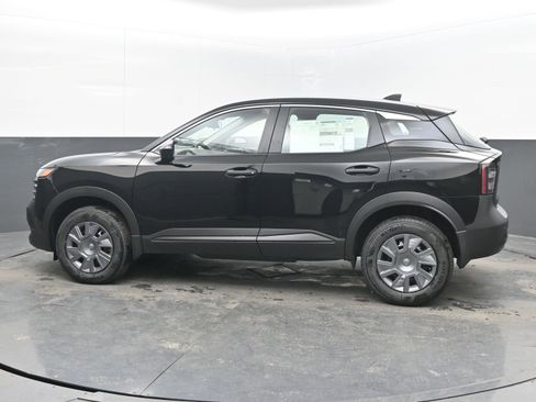 New 2026 Nissan Kicks S image 5