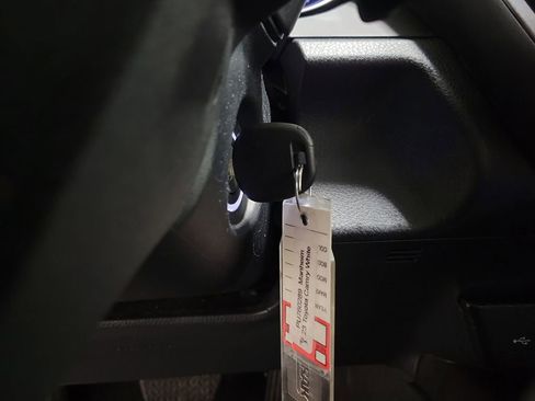 Used 2023 Toyota Camry SE FWD image 16