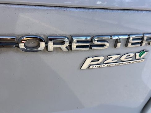 Used 2016 Subaru Forester 2.5i w/ Alloy Wheel Package image 23