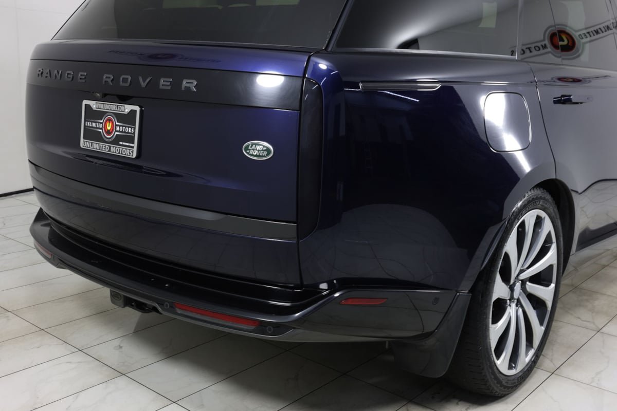 Used 2023 Land Rover Range Rover Long Wheelbase Autobiography AWD/4WD image 44