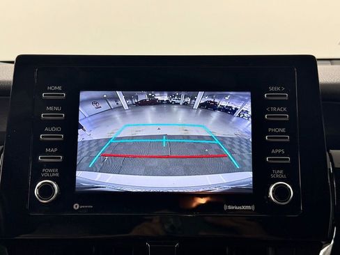 Certified 2022 Toyota Camry SE image 30