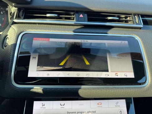 Used 2019 Land Rover Range Rover Velar R-Dynamic SE AWD/4WD image 31