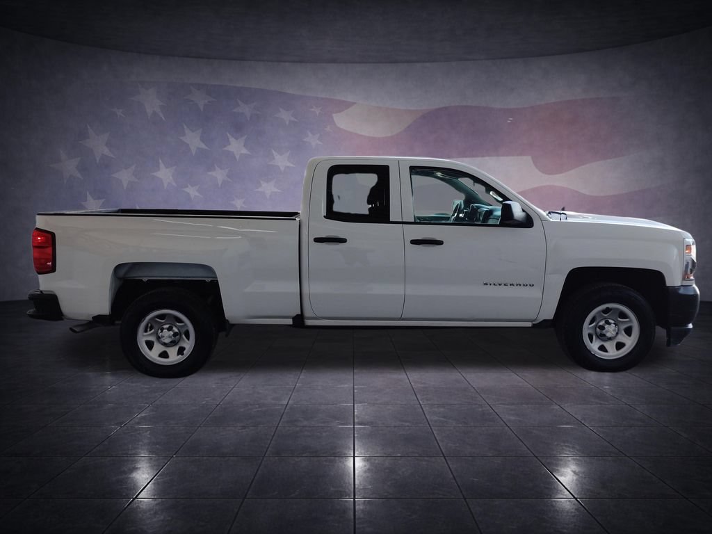 Used 2018 Chevrolet Silverado 1500 W/T w/ WT Convenience Package RWD image 6
