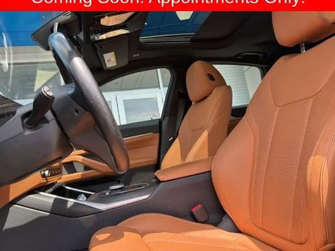 Used 2023 BMW i4 eDrive35 w/ Premium Package RWD image 3