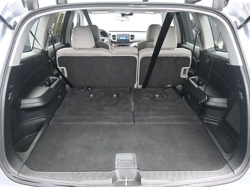 Used 2020 Honda Pilot LX image 24