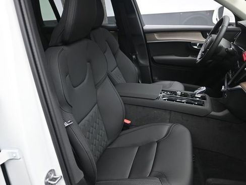 Used 2026 Volvo XC90 T8 Plus w/ Protection Package Premier image 30