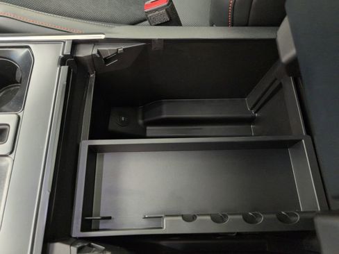 Used 2025 Ford F150 Raptor image 45