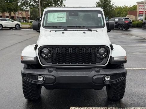 New 2025 Jeep Gladiator Willys image 10