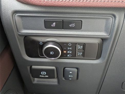 Used 2024 Ford Expedition Max Limited image 30