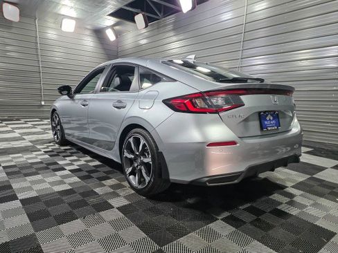 Used 2025 Honda Civic Sport Touring image 7