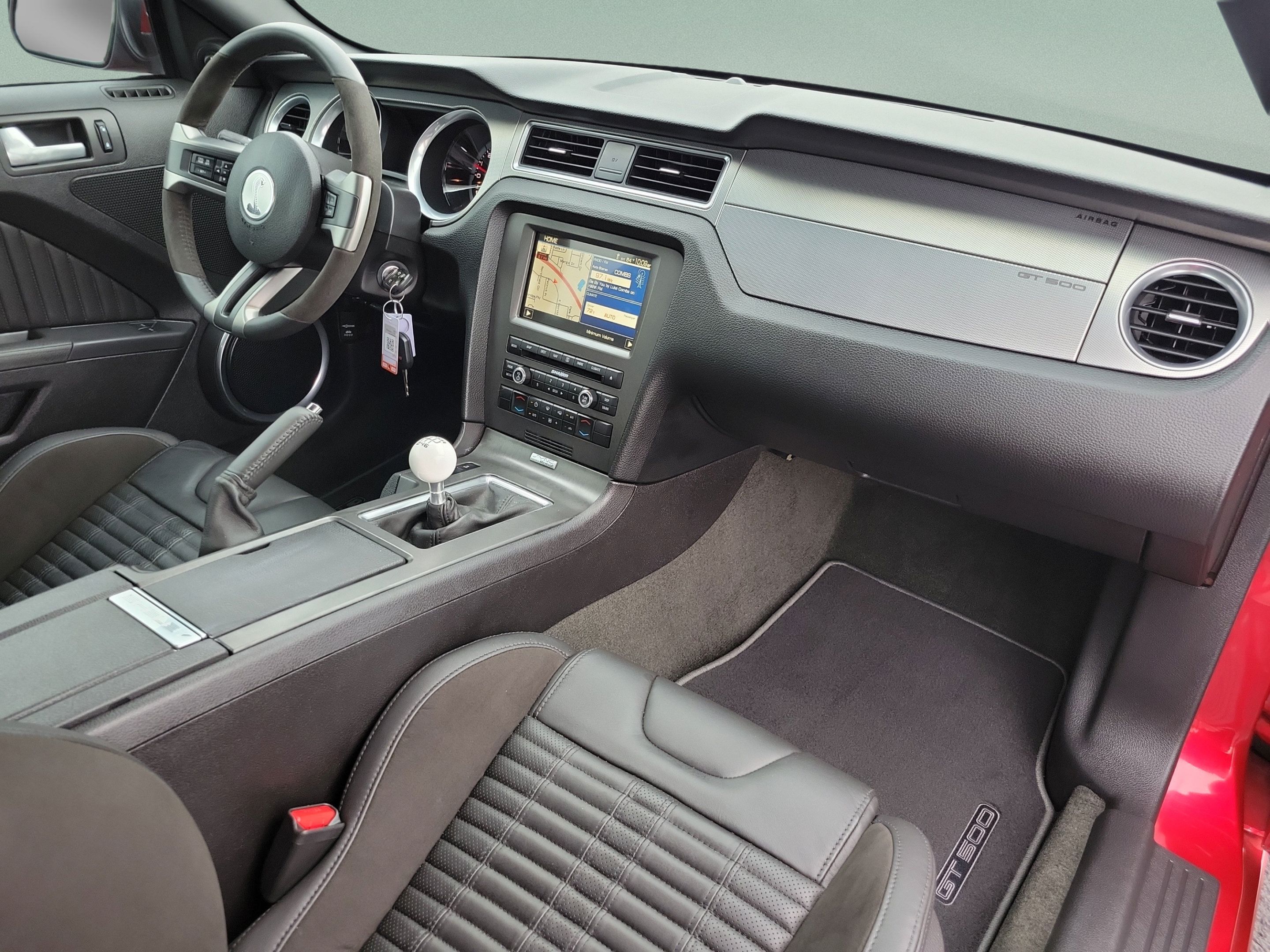 Used 2013 Ford Mustang Shelby GT500 RWD image 9