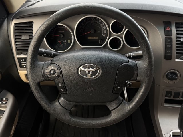 Used 2012 Toyota Tundra 4x4 CrewMax w/ SR5 Pkg image 13