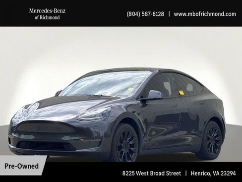 Used 2024 Tesla Model Y 2WD image 1