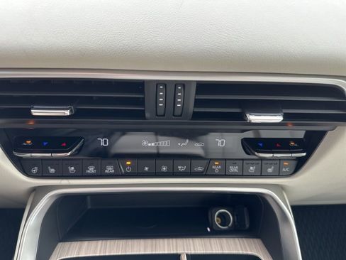 New 2026 MAZDA CX-90 3.3 Turbo w/ Premium Plus Pkg image 38