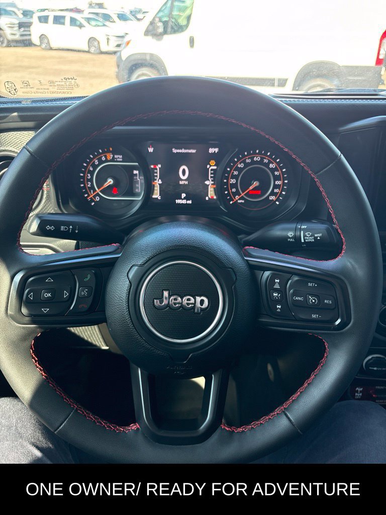 Used 2024 Jeep Gladiator Rubicon AWD/4WD image 24