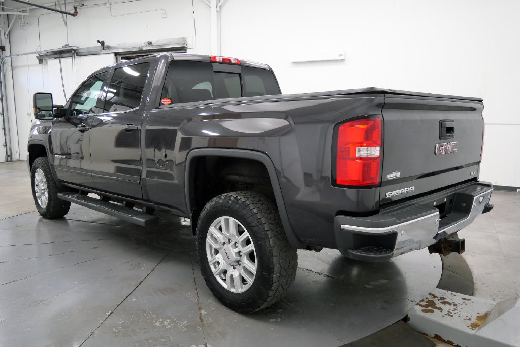 Used 2016 GMC Sierra 2500 SLE w/ SLE Preferred Package AWD/4WD image 6