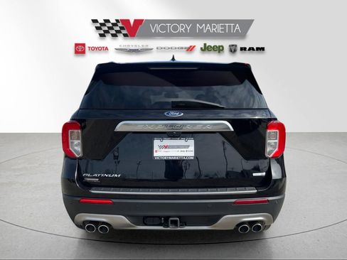 Used 2020 Ford Explorer Platinum w/ Premium Technology Package image 4