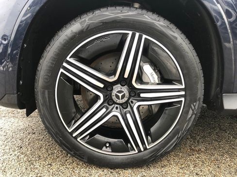 Certified 2023 Mercedes-Benz GLC 300 4MATIC image 9