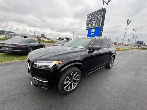Used 2018 Volvo XC90 T6 Momentum w/ Convenience Package image 8