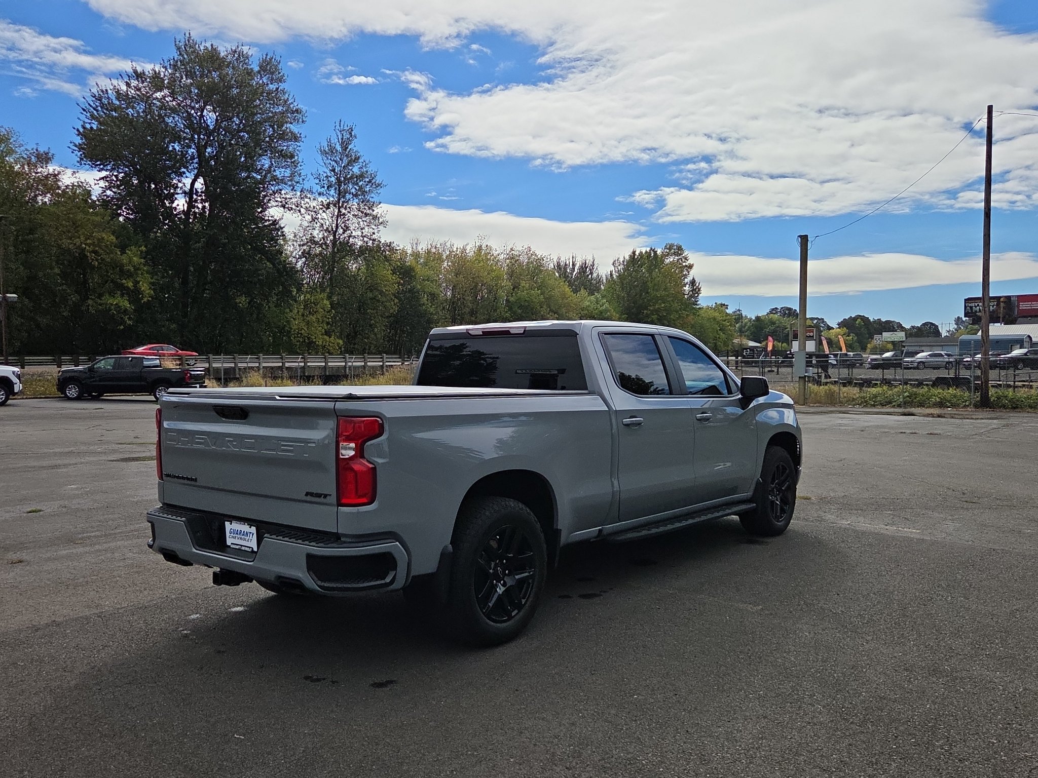 Used 2024 Chevrolet Silverado 1500 RST w/ Z71 Off-Road Package AWD/4WD image 11
