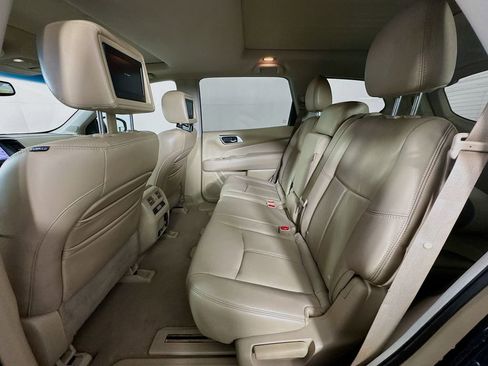 Used 2013 Nissan Pathfinder Platinum w/ Platinum Premium Pkg image 31