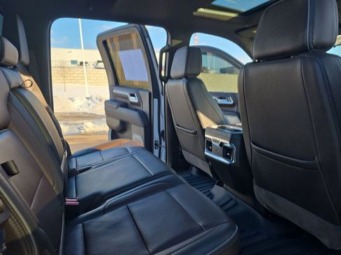 Used 2024 GMC Sierra 2500 Denali w/ Denali Reserve Package image 11