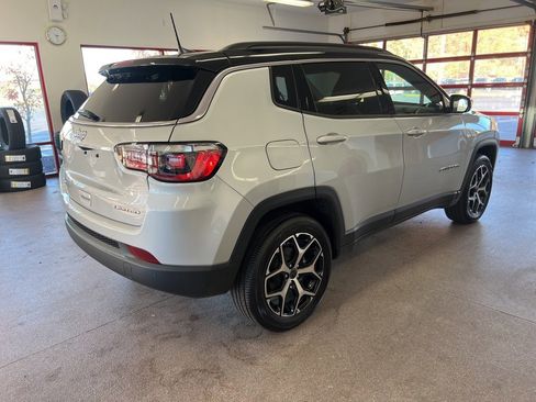 New 2026 Jeep Compass Limited image 27