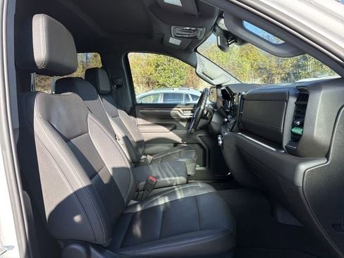 Used 2024 GMC Sierra 1500 SLT image 19