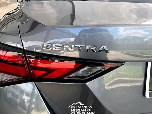 Certified 2022 Nissan Sentra SV w/ All-Weather Package FWD image 10