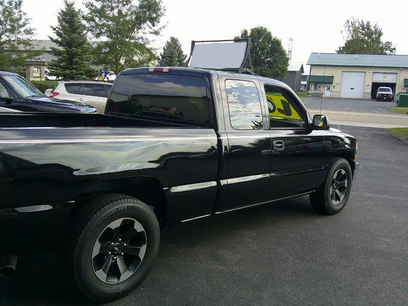 Used 2000 Chevrolet Silverado 1500 LS RWD image 4