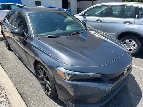 Used 2022 Honda Civic Sport image 2