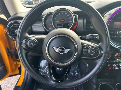 Used 2016 MINI Cooper 2-Door Hardtop FWD image 31