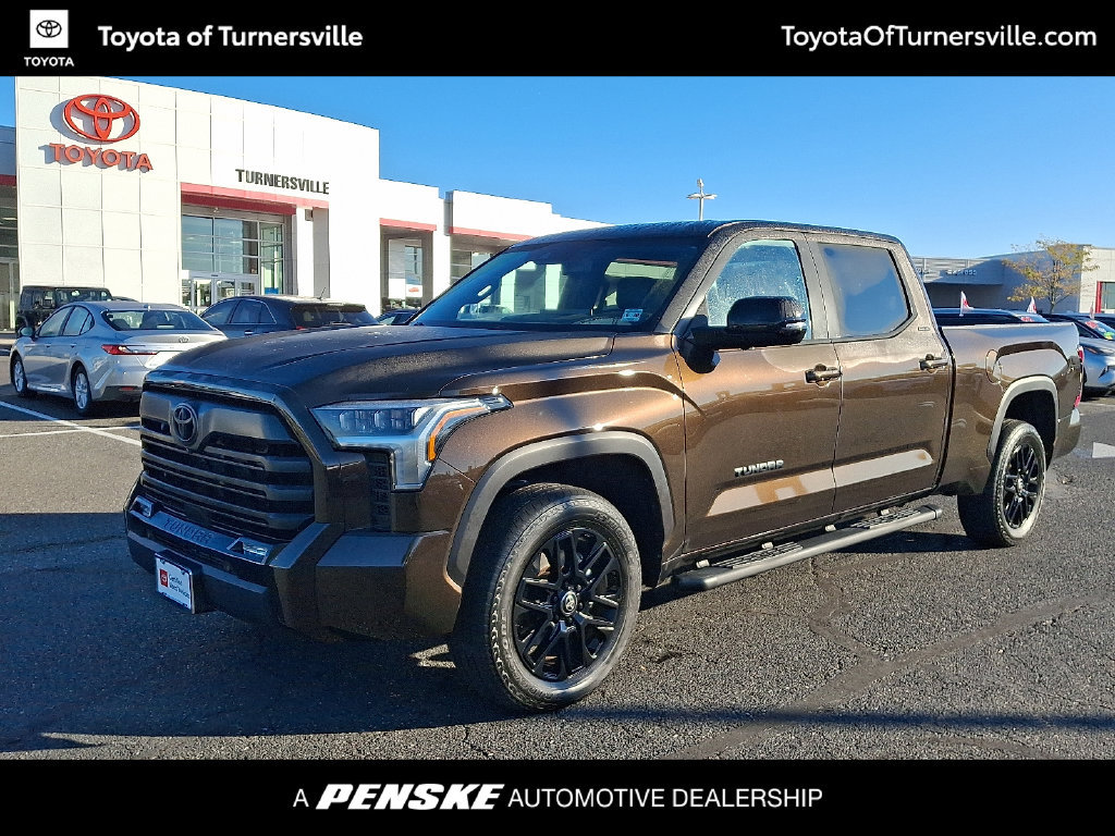 Certified 2025 Toyota Tundra Limited AWD/4WD image 1