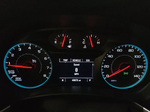 Used 2018 Chevrolet Equinox LT FWD image 23