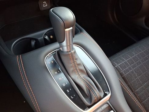 Certified 2025 Honda HR-V Sport image 13