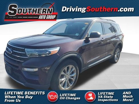 Used 2022 Ford Explorer XLT w/ Equipment Group 202A AWD/4WD image 1