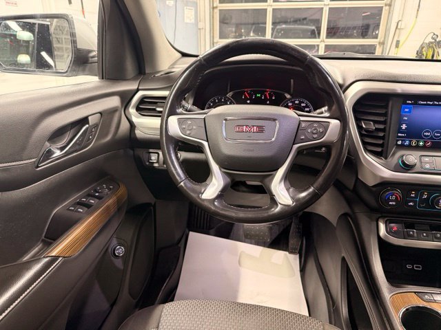Used 2020 GMC Acadia SLE w/ Driver Convenience Package FWD image 17